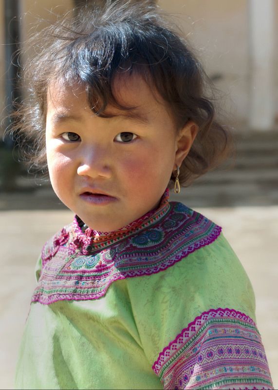 Em bé Tả Van фото превью