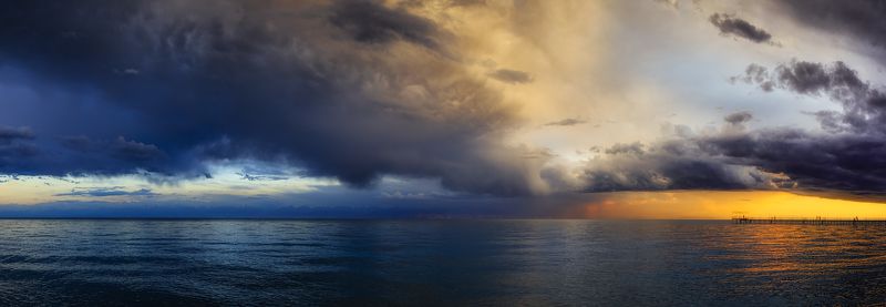 Иссык-куль, Киргизия Вечер на Иссык-Куле фото превью