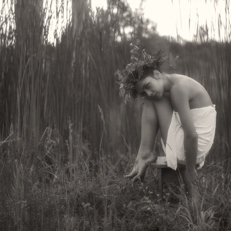 Bent, Black and white, Chair, Conceptual, Girl, Portrait, Strikes  фото превью