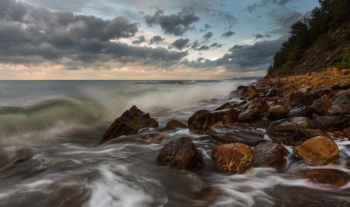 В предчувствии шторма
