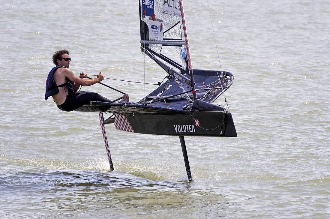 , Евгени Стефанов