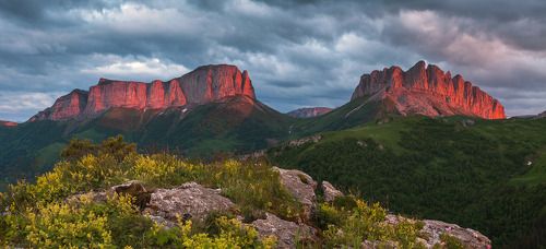Во владениях красного дракона