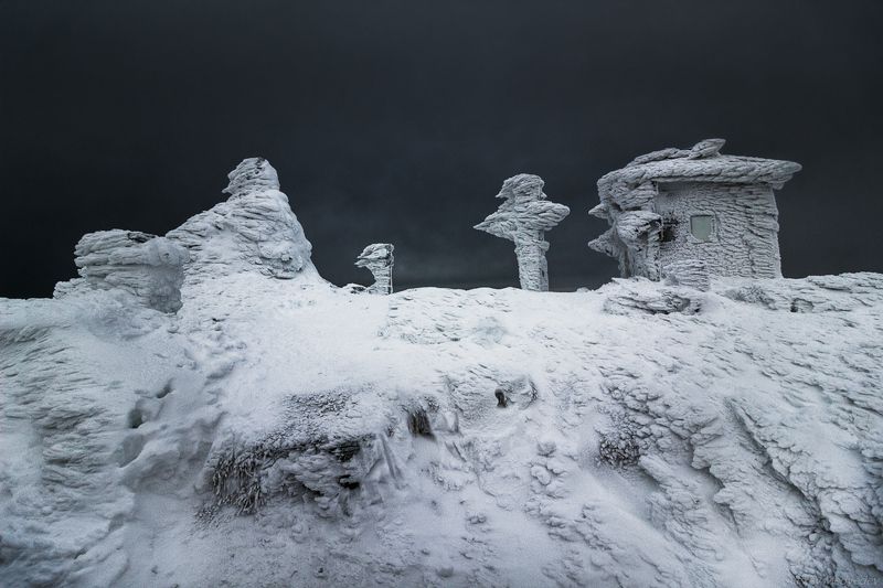 Карпаты, Украина На вершине Петроса фото превью