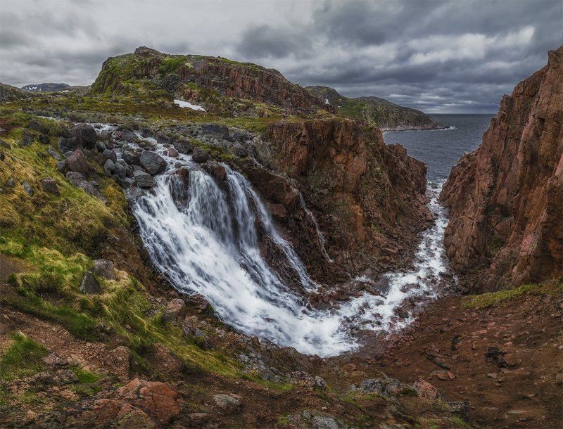 баренцево море, водопад, горы, кольский п-ов, лето, море, панорама, пейзаж, природа, путешествие, север, териберка, тундра, туризм Териберка фото превью