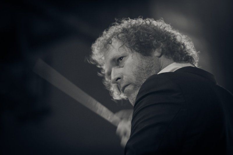 Диригент (2) фото превью