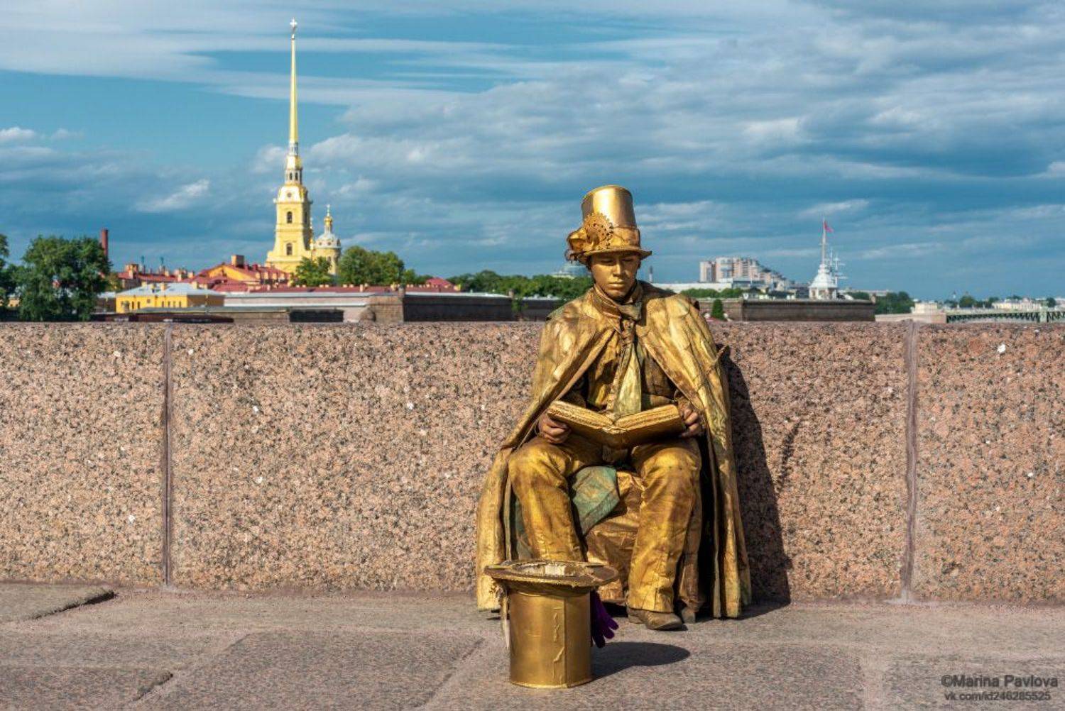 город, санкт-петербург, стрелка васильевского острова, стрит фото, streetphoto, уличная фотография, живая статуя, мим, nikon, Павлова Марина