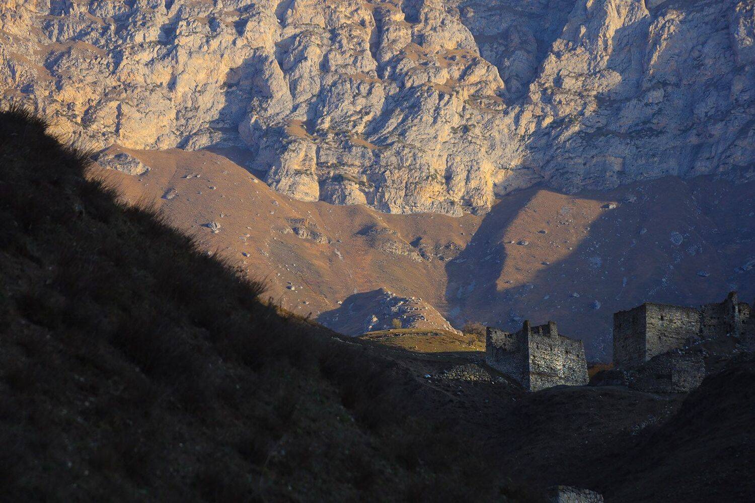 Кавказ, Горная Ингушетия, Джейрахский район, Гули, башни, Борис Резванцев