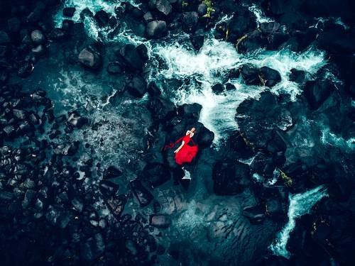 In the stream of Oxararfoss