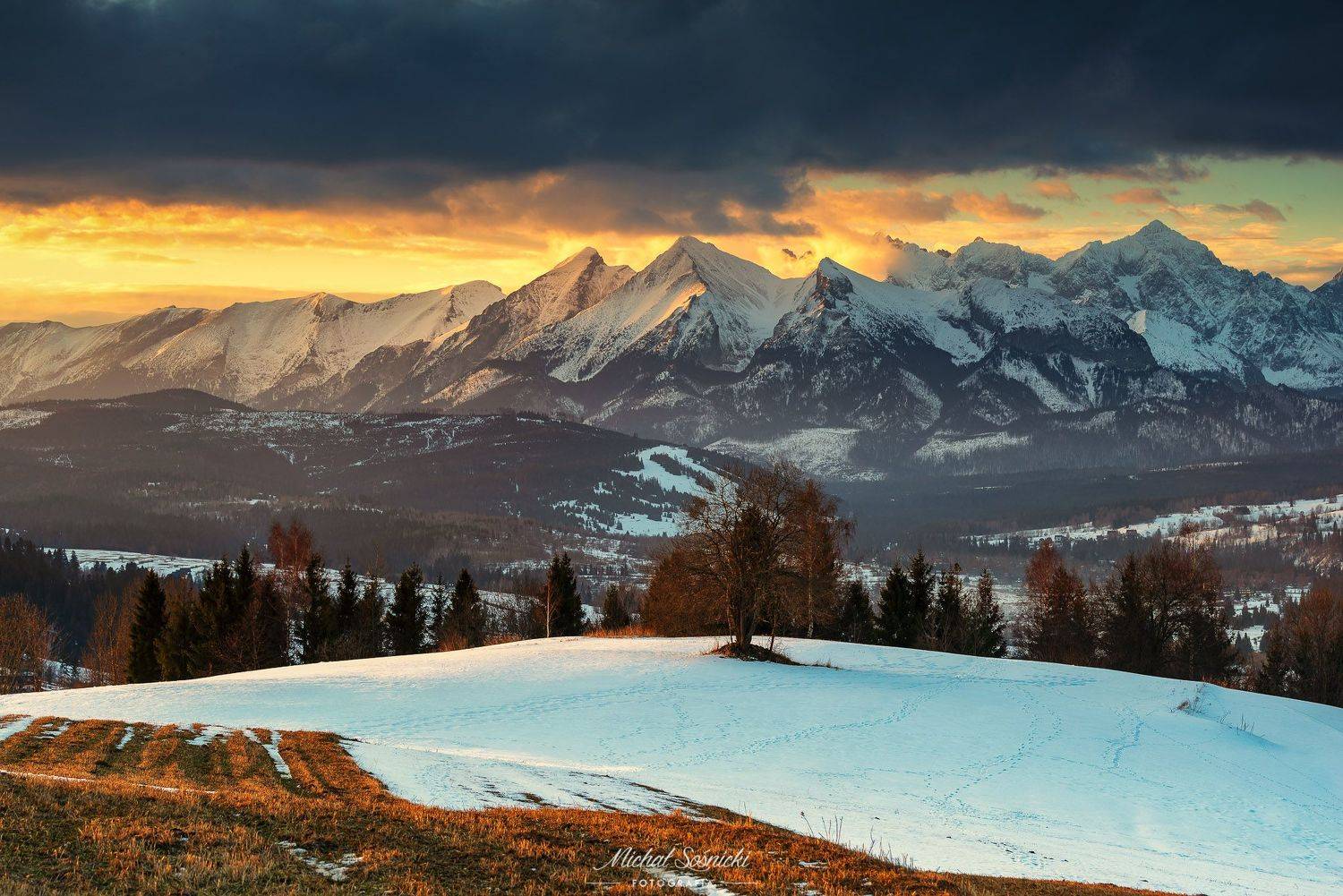 #tree #winter #sunset #sky #wood #nature #amazing #earth #pics #photo #best #poland #pentax #benro #haida, Michał Sośnicki