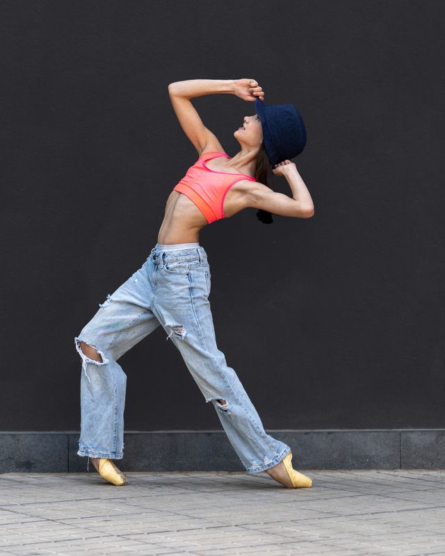 portrait Dance with style фото превью