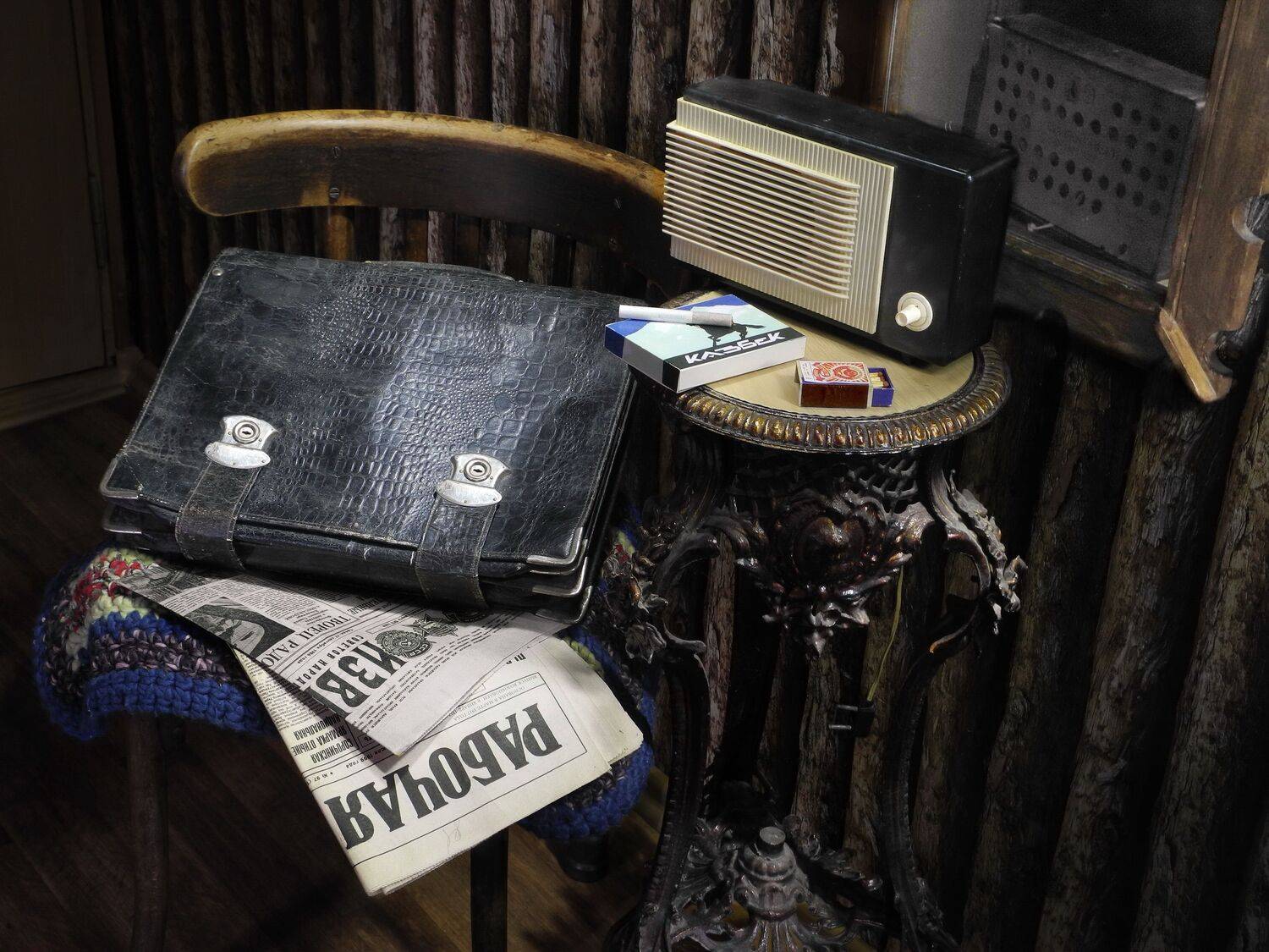 портфель газеты папиросы казбек спички история, Сергей Фунтовой