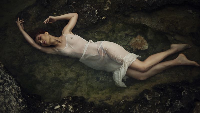 женский портрет, ню, жанровый портрет  фото превью