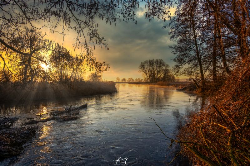 landscape  sunrise  sunlight  water  river  Gwda  nature  trees  reflection in the water  february 2022  memories  calm  atmosphere  winter 2022  sky  clouds  Beauty In Nature  Photography  No People Memories from the past фото превью