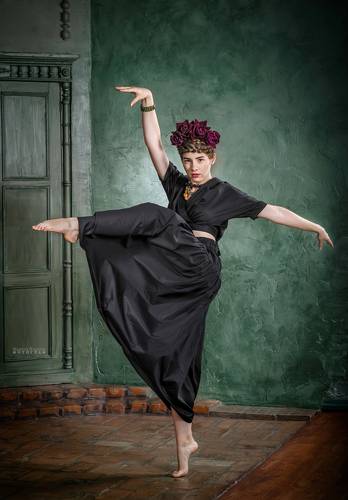 Танцующая Фрида