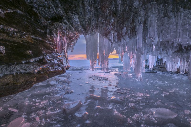Сапфирово-фиолетовый грот. фото превью
