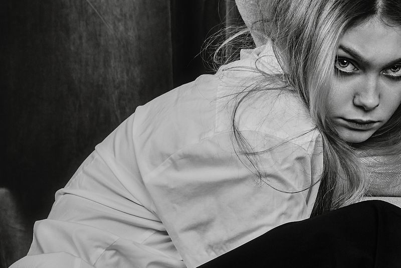 женский портрет Феникс.... фото превью