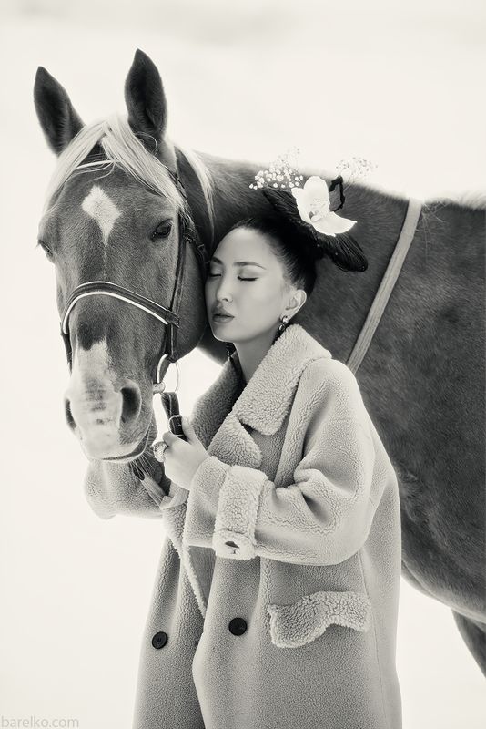 horse, model, asian, beauty, portrait 2 orchids фото превью