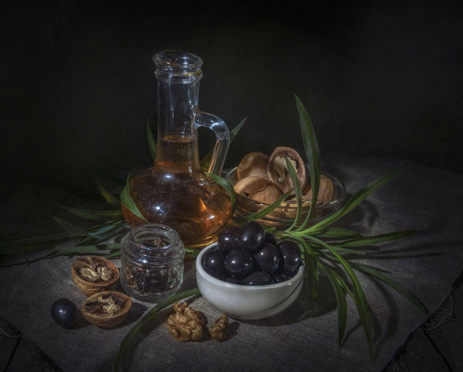 масло,орехи,маслины, Владимир Володин