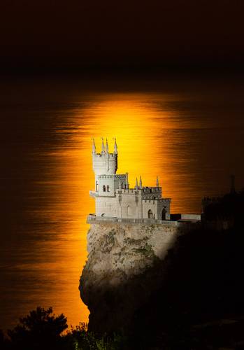 Ласточкино гнездо