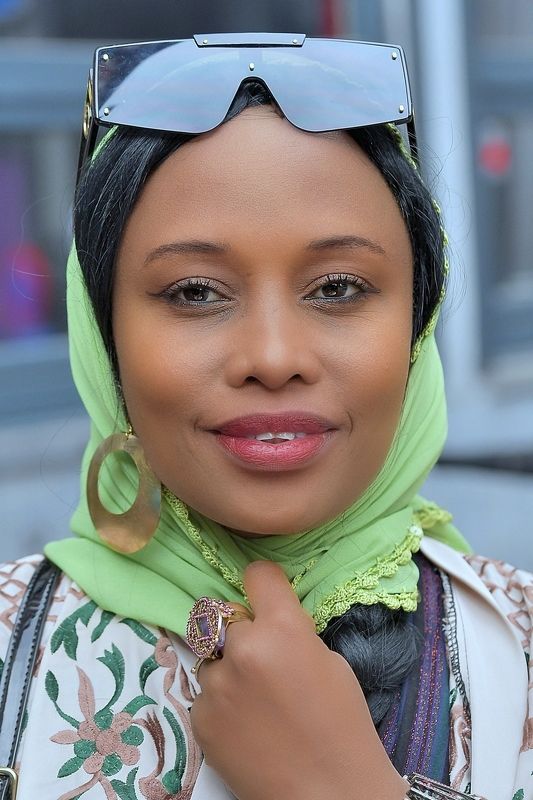 Maya фото превью