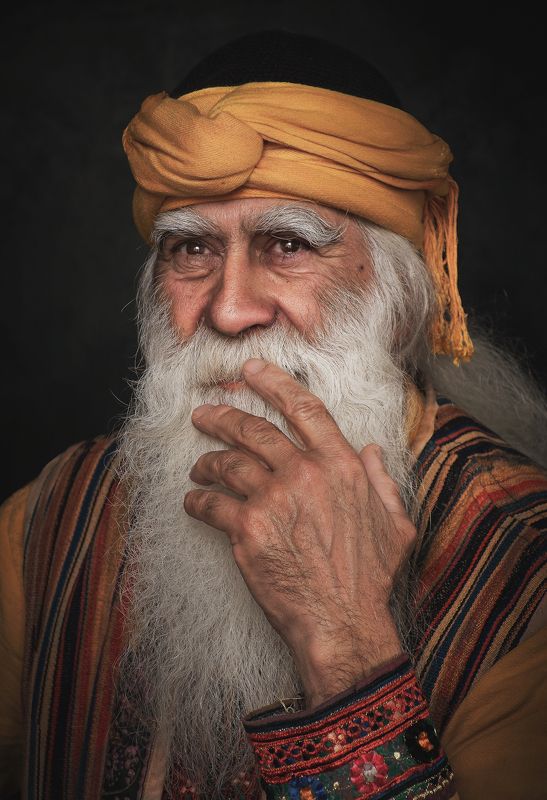 #people #portrait #bread #eyebrow #Turban Alchemist  фото превью