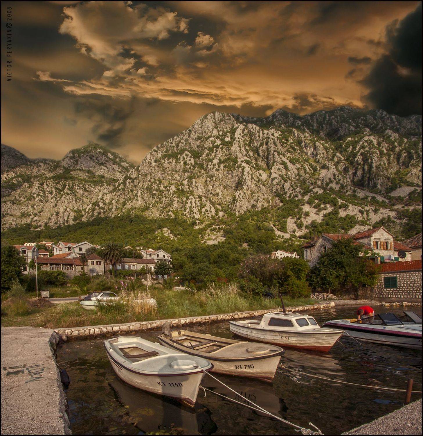 , Виктор Перякин