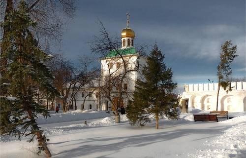 Надвратная церковь Иоанна Богослова (1850г)