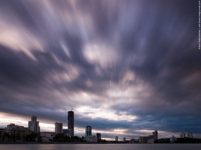 Екатеринбург, Облака, Сити Пасмурный Сити фото превью