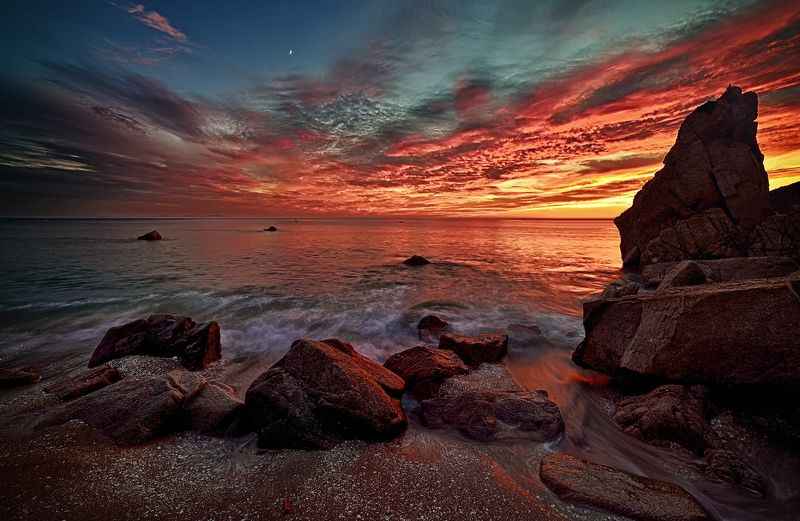 Dark red sea фото превью