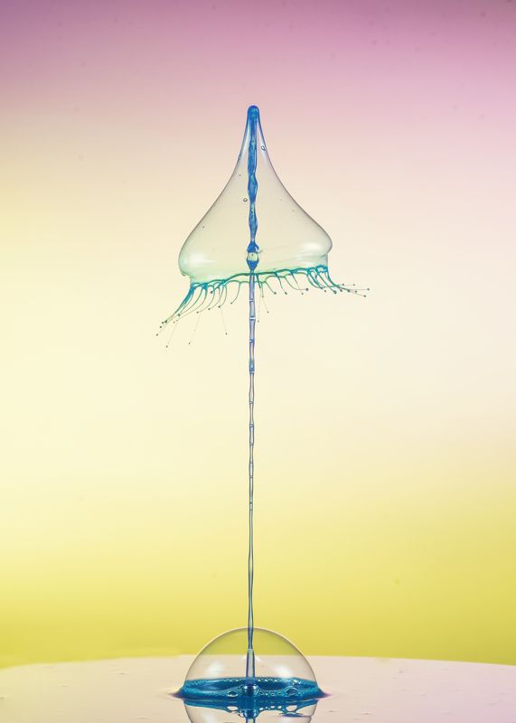 abstract,liquid,art,waterdrop,light,color,drop long fountain фото превью