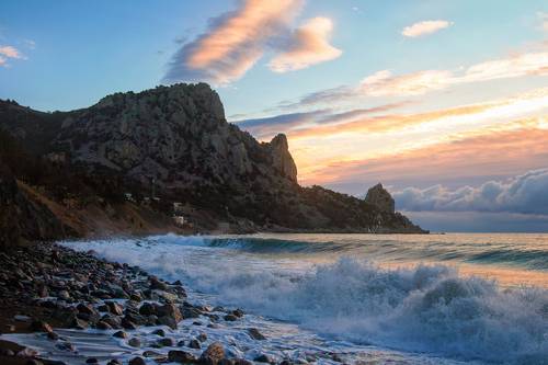 Голубой залив . Рассвет .