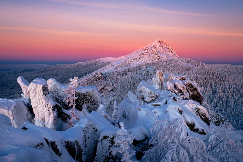 урал, таганай, митькины скалы, откликной гребень Малиновый закат фото превью