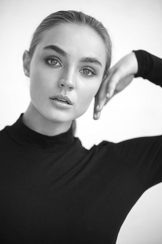 Аня фото превью