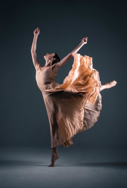 Лена. Танец с ветром фото превью