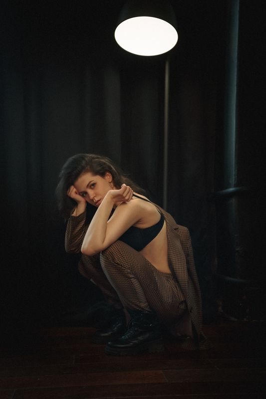 natural light noir thoughtful female  Anastasiya фото превью