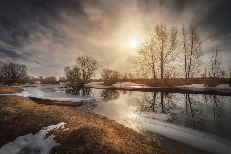 озеро, горы, лес, природа, закат, рассвет, красота, приключения, путешествие, облака Весна стучится в двери к нам фото превью