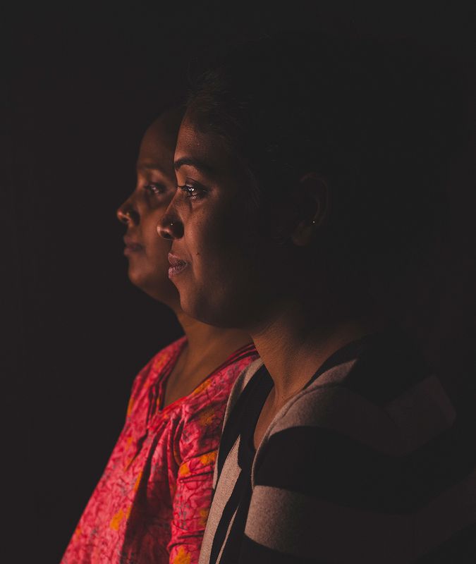 face, faces, portrait, mother, daughter, female, feminine, relationship, generation Mother and Daughter фото превью