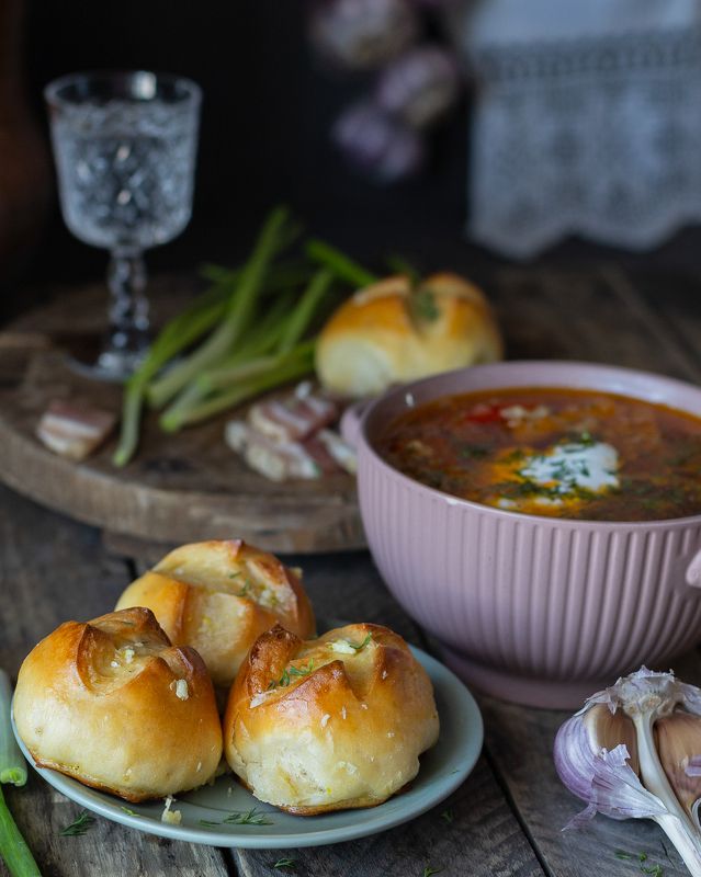 Борщ с пампушками фото превью