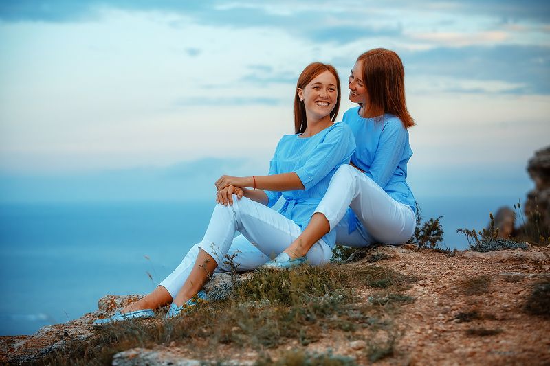 СЕСТРЫ фото превью