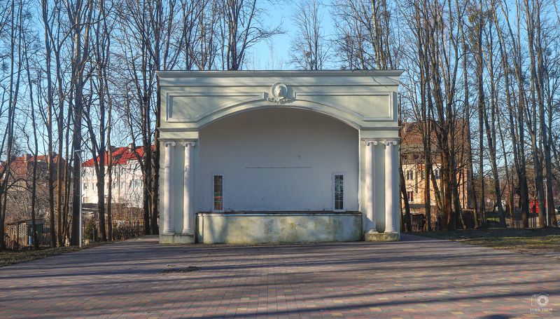 сцена, Россия, Багратионовск, парк, день, Калининградская область, Россия, 2022год,scene, Russia, Bagrationovsk, park, day, Kaliningrad region, Russia, 2022 «Сцена» фото превью