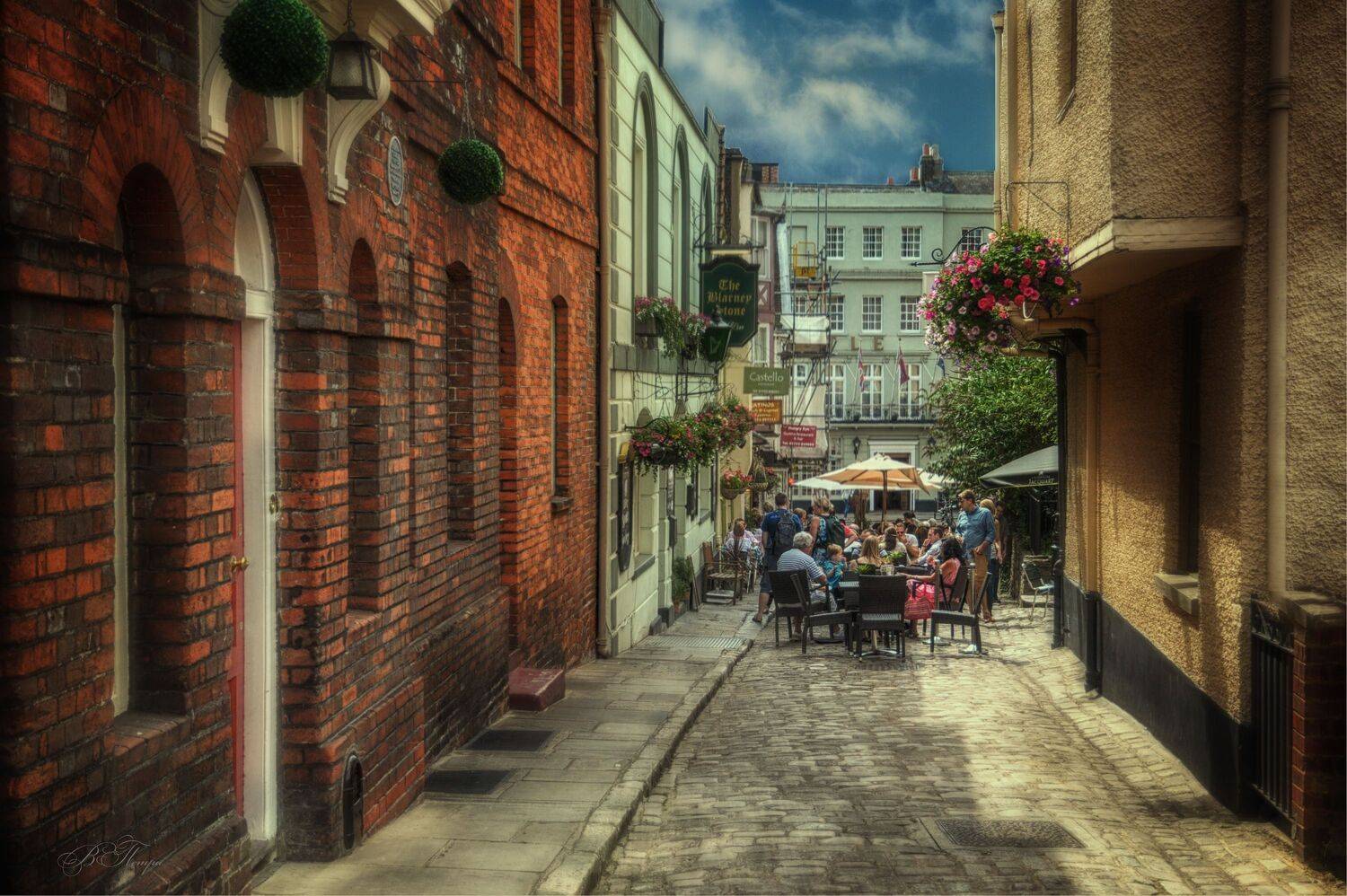 улица кафе люди здания, Вера Петри