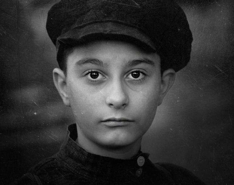 Портрет отрока в картузе фото превью