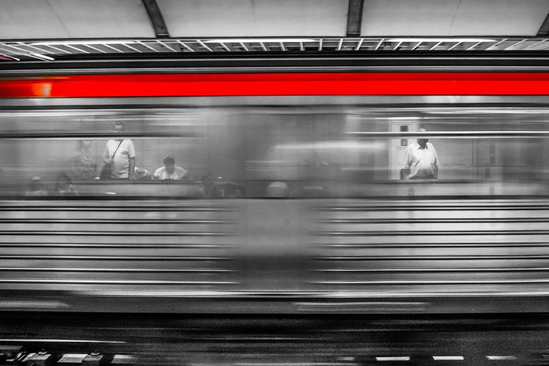 Selective colour Underground  фото превью