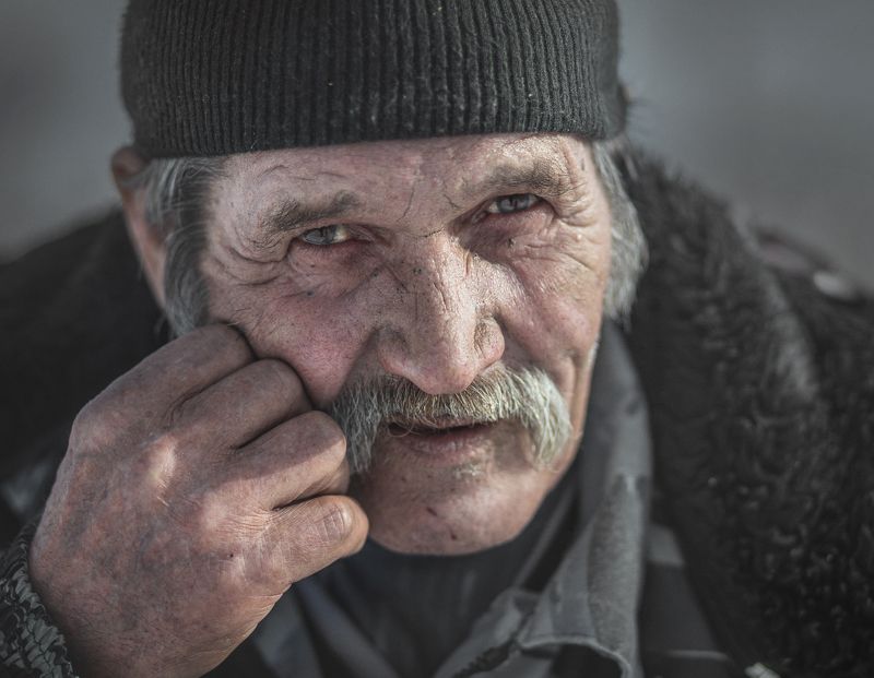 портрет, мужчина, усы, люди, взгляд, мужской портрет, portrait, sight Виктор фото превью