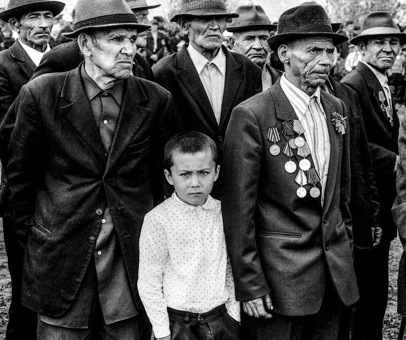 Два поколения фото превью