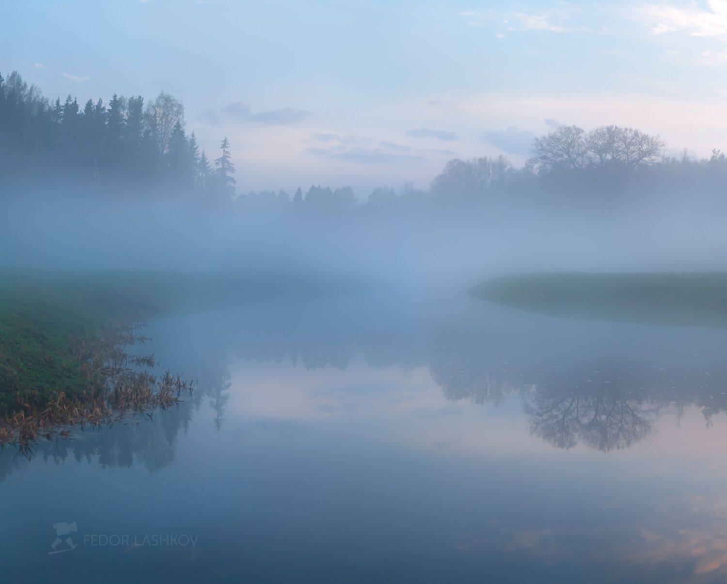 ленинградская область, закат, сумерки, вечер, май, весна, весенний, лес, вода, река, река славянка, отражение, свет, синий, на берегу, прогулка, павловск, в парке, зеркальное, облака,, Лашков Фёдор