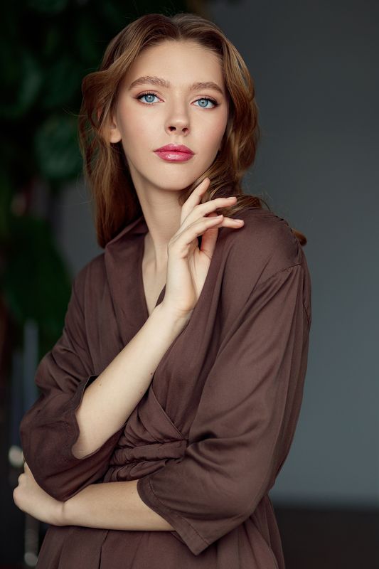 Женский портрет Полина фото превью