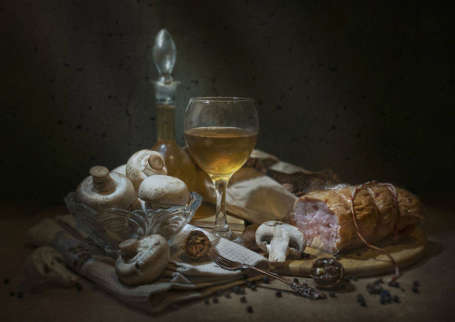 шампиньоны, копчёность,рулет,вино,орехи, Володин Владимир Владимирович