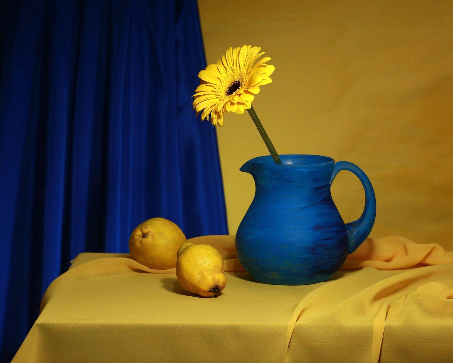 , Людмила Хрусталева*