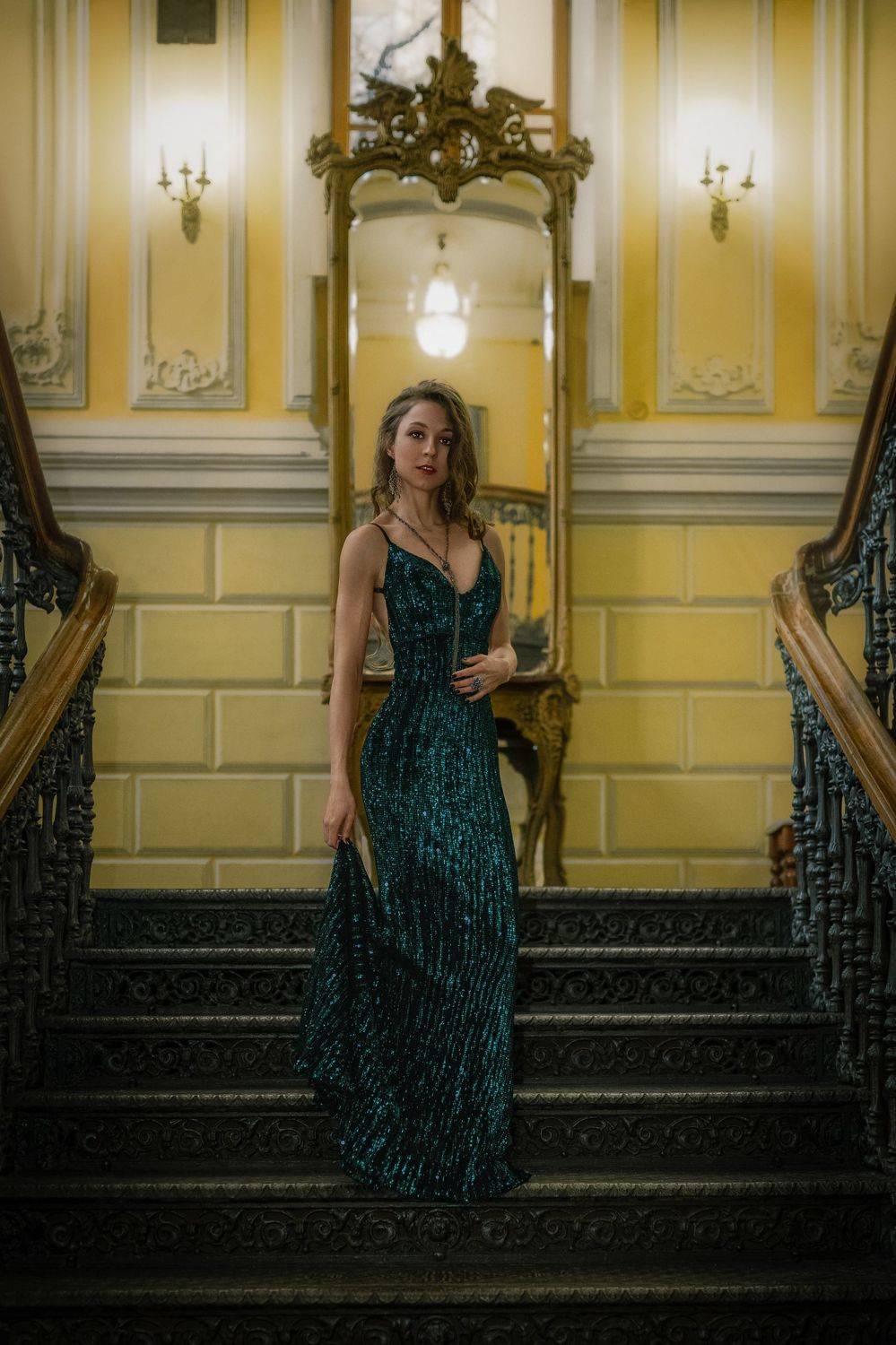 , Юрий Захаров